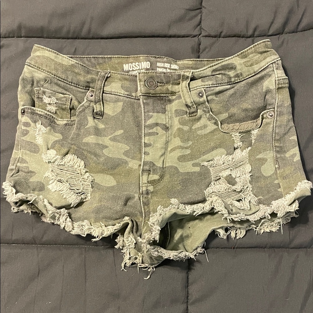 Mossimo Supply Co. Women's Green Camo Jean Shorts